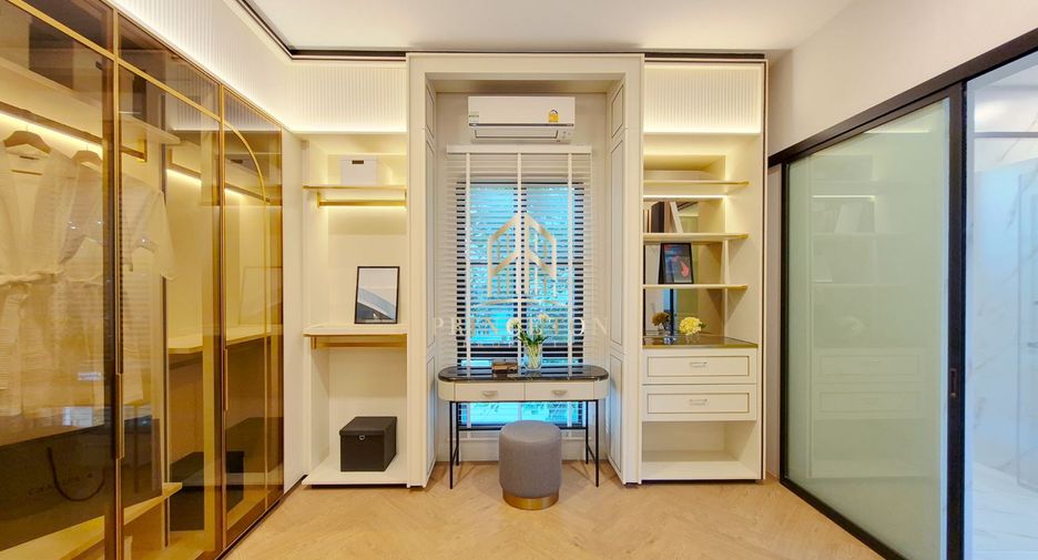 Casa en venta de 4 habitaciones en Saphan Sung, Bangkok