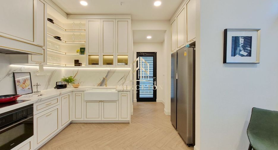 Casa en venta de 4 habitaciones en Saphan Sung, Bangkok