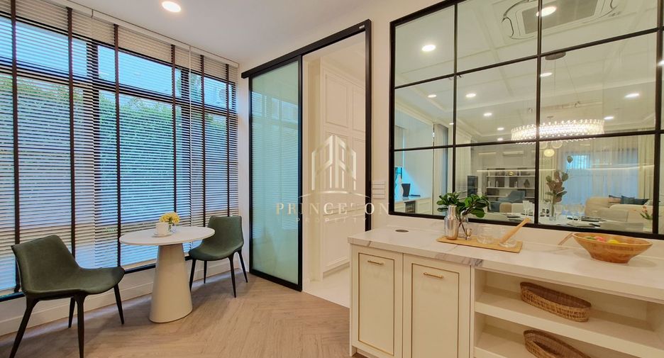 Casa en venta de 4 habitaciones en Saphan Sung, Bangkok