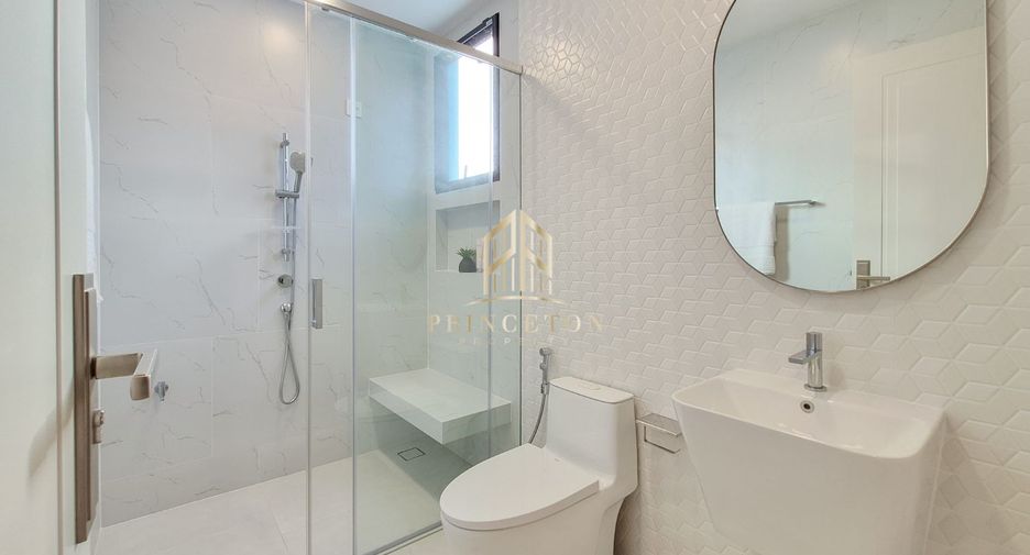 Casa en venta de 4 habitaciones en Saphan Sung, Bangkok