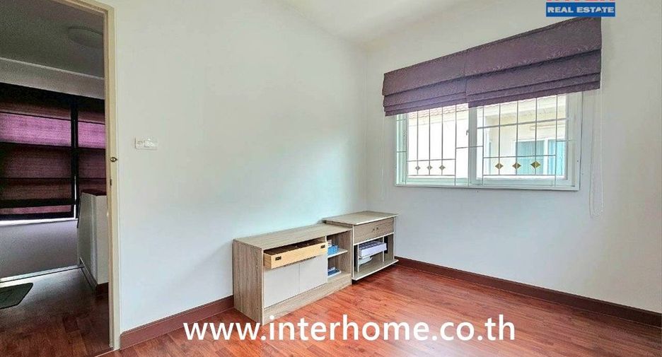 For sale 3 bedrooms house in Lam Luk Ka, Pathum Thani