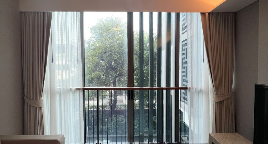For rent 2 bedrooms condo in Watthana, Bangkok