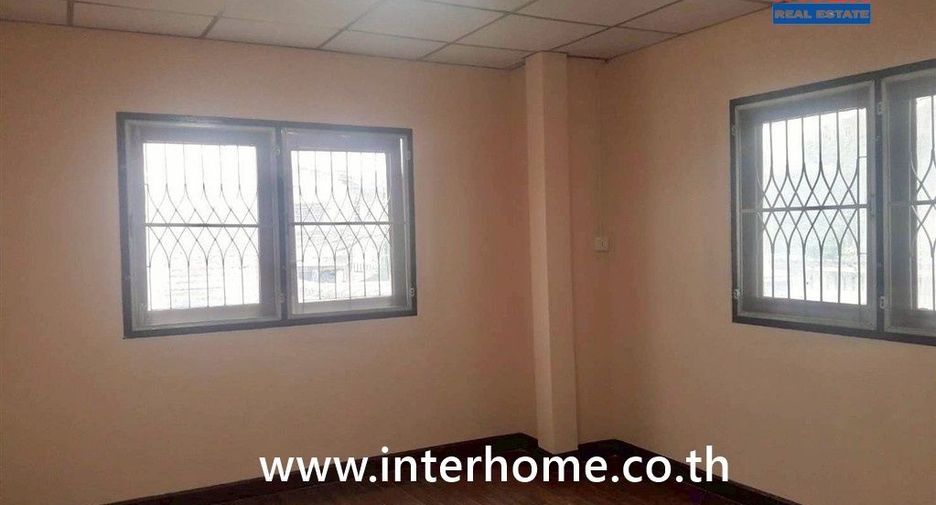 For sale 4 bedrooms house in Bueng Kum, Bangkok