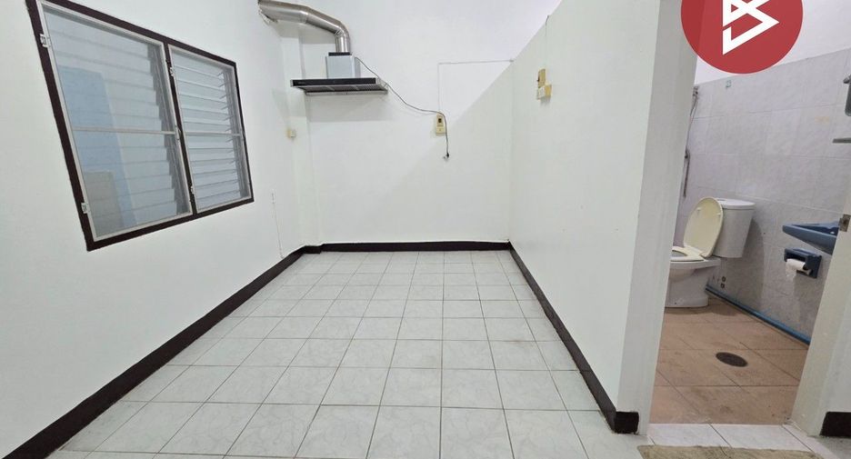 Casa adosada en venta de 4 habitaciones en Bangkok Noi, Bangkok