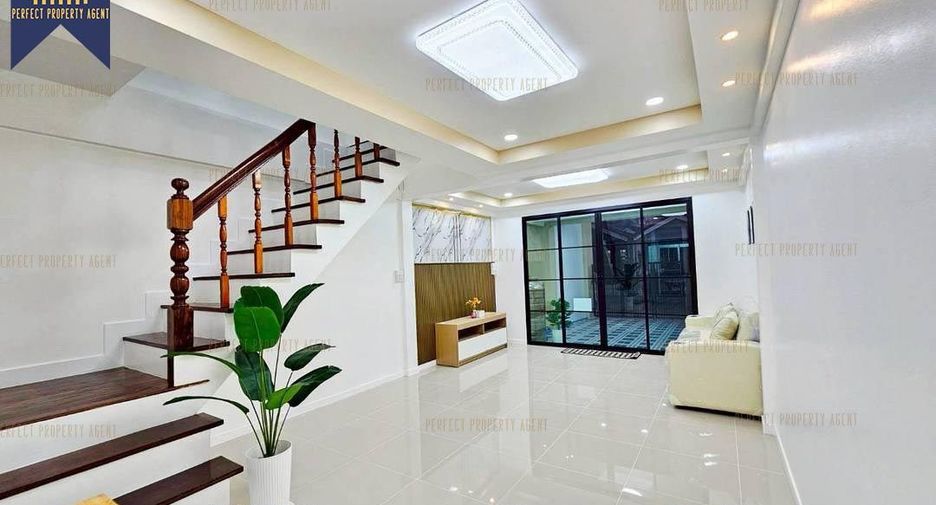 For sale 3 bedrooms townhouse in Bang Yai, Nonthaburi