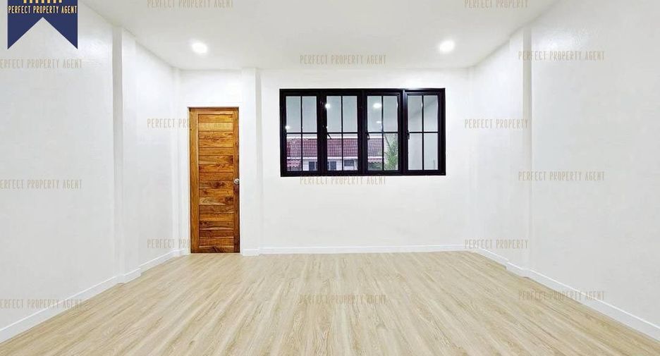 For sale 3 bedrooms townhouse in Bang Yai, Nonthaburi