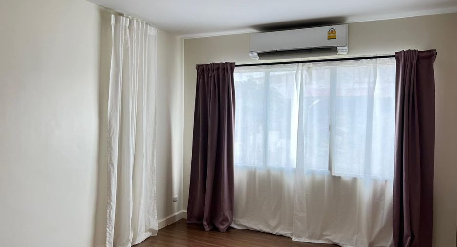 Reihenhaus zum Kauf mit 3 Zimmer in Bang Phli, Samut Prakan