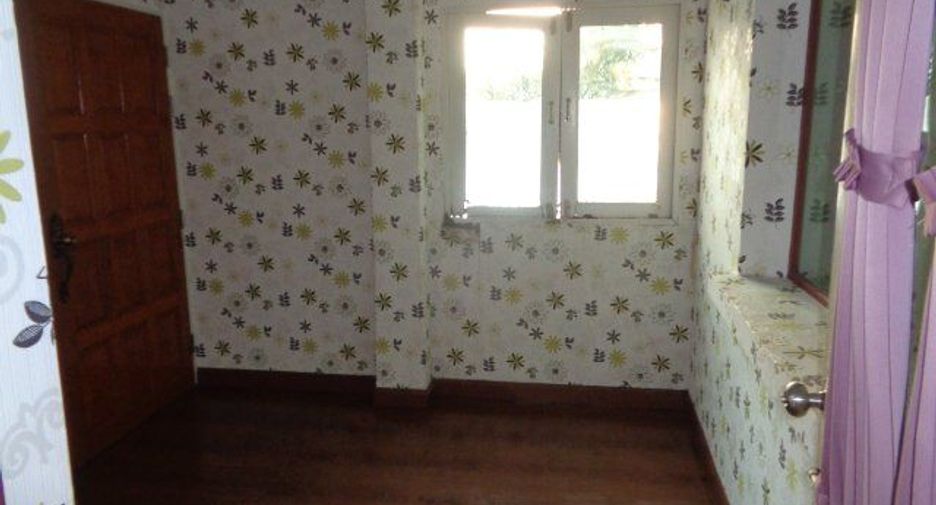 For sale 3 bedrooms house in Thung Khru, Bangkok