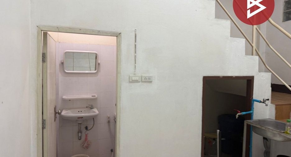 For sale 2 bedrooms retail Space in Mueang Chiang Mai, Chiang Mai