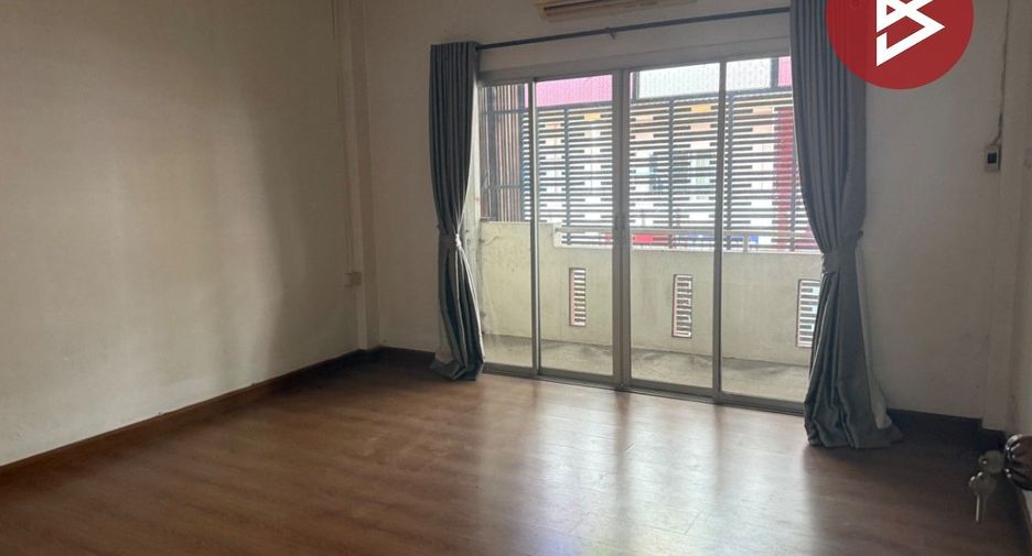 For sale 2 bedrooms retail Space in Mueang Chiang Mai, Chiang Mai