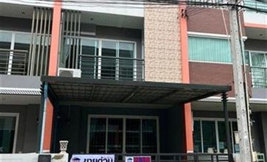 For rent and for sale 4 bedrooms townhouse in Sai Mai, Bangkok