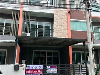 À louer et à vendre 4 chambres maison de ville à Sai Mai, Bangkok
