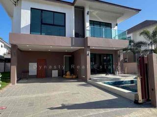 For rent 4 ベッドルーム villa in Bang Lamung, Chonburi