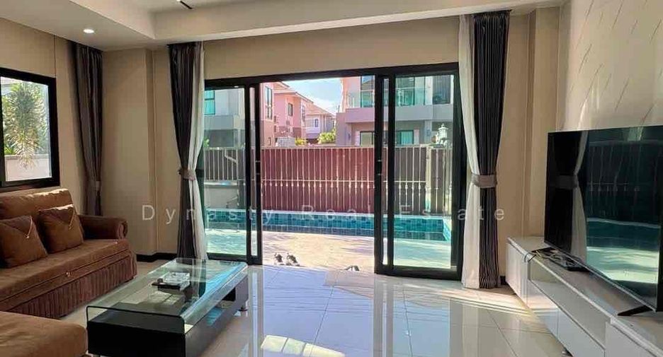For rent 4 ベッドルーム villa in Bang Lamung, Chonburi