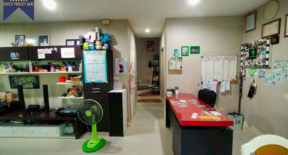 出售 3 卧室 独立屋 在 Min Buri, 曼谷