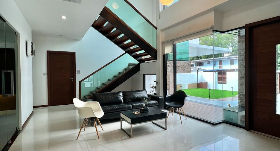 For rent 5 ベッドルーム house in Lak Si, Bangkok
