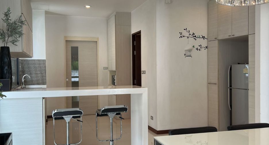 For rent 5 ベッドルーム house in Lak Si, Bangkok