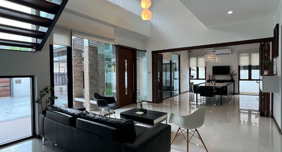 For rent 5 ベッドルーム house in Lak Si, Bangkok