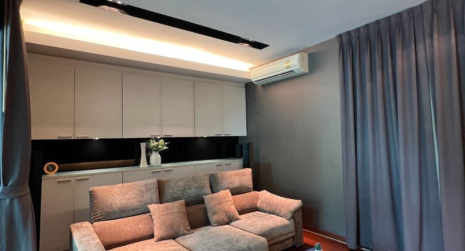 For rent 5 ベッドルーム house in Lak Si, Bangkok