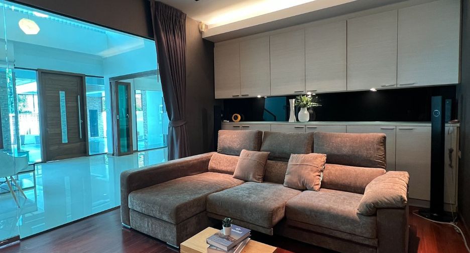 For rent 5 ベッドルーム house in Lak Si, Bangkok