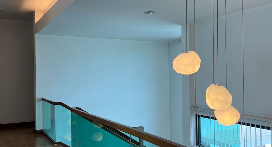 For rent 5 ベッドルーム house in Lak Si, Bangkok