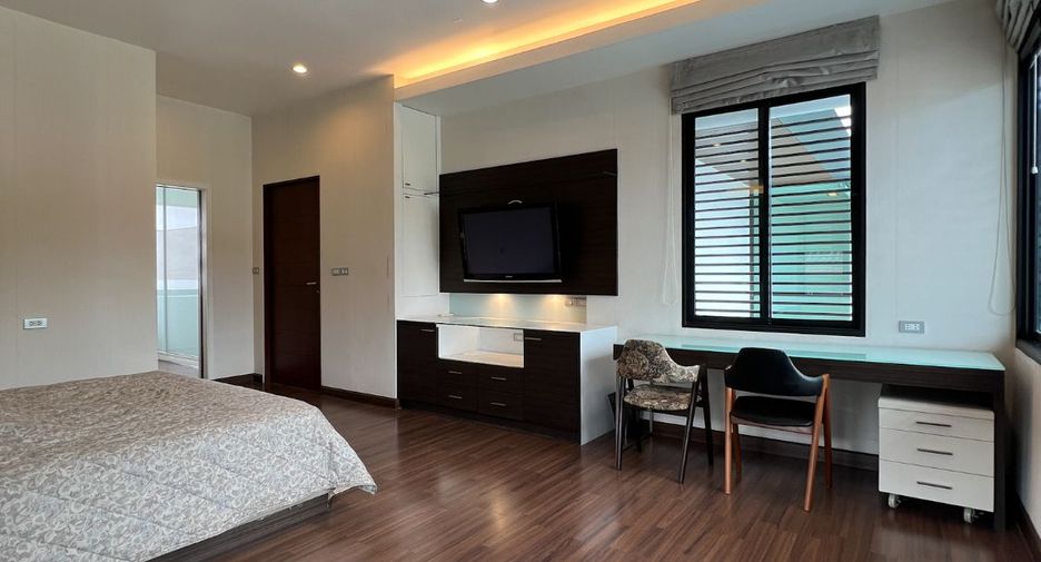 For rent 5 ベッドルーム house in Lak Si, Bangkok