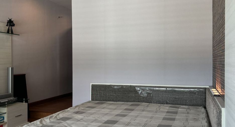For rent 5 ベッドルーム house in Lak Si, Bangkok