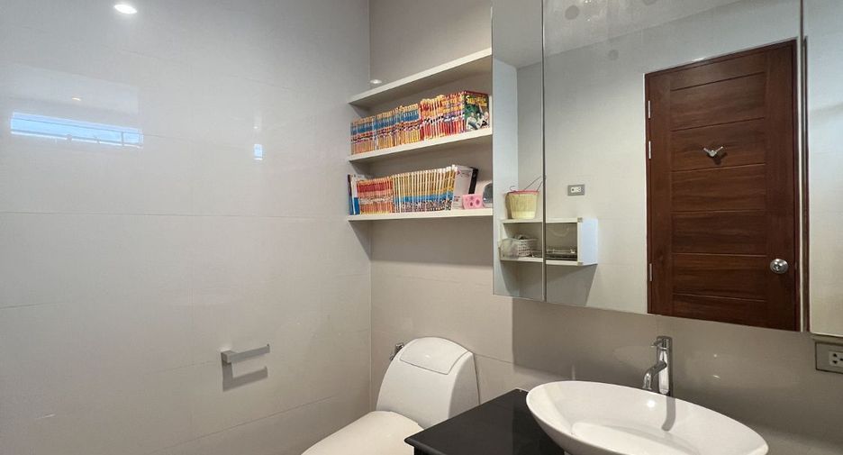 For rent 5 ベッドルーム house in Lak Si, Bangkok