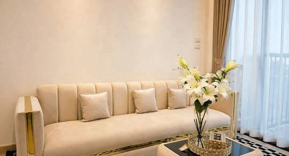 For rent 4 bedrooms townhouse in Bang Lamung, Chonburi
