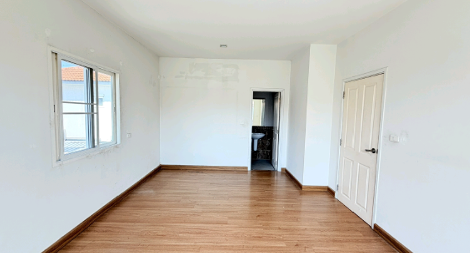 For sale 4 ベッドルーム house in Prawet, Bangkok