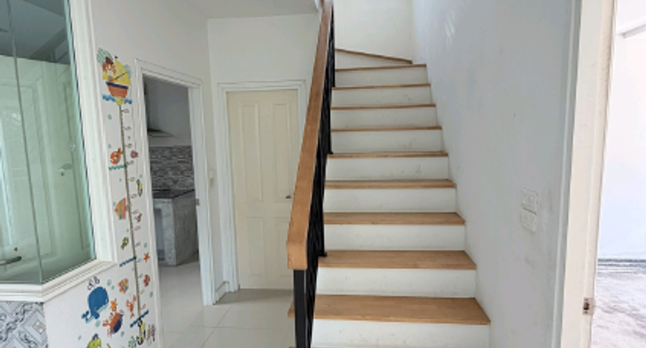 For sale 4 ベッドルーム house in Prawet, Bangkok