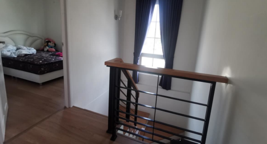For sale 4 bedrooms house in Bang Khae, Bangkok