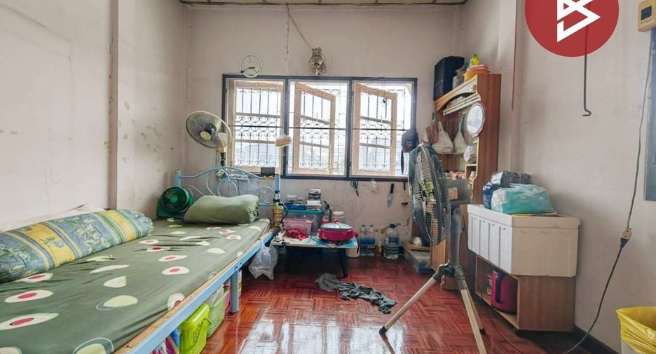 Casa en venta de 6 habitaciones en Nong Khaem, Bangkok