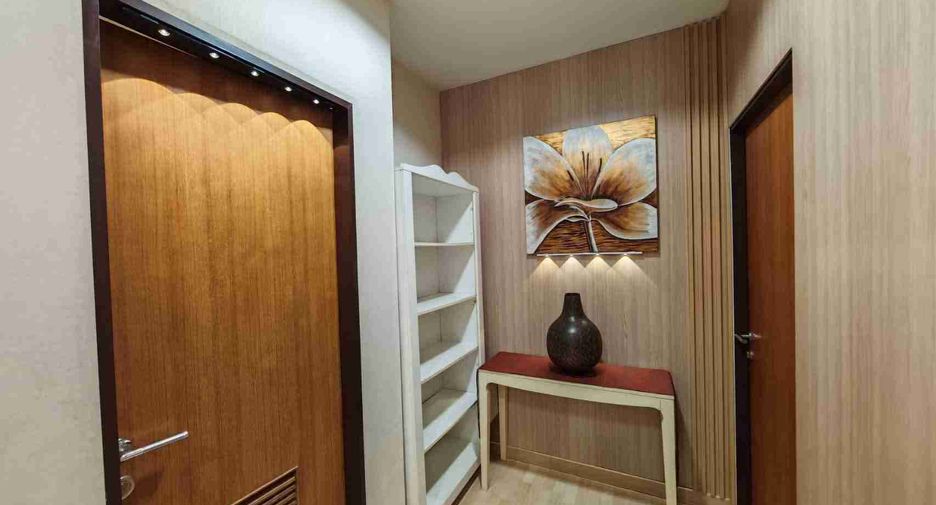 For rent 2 bedrooms condo 