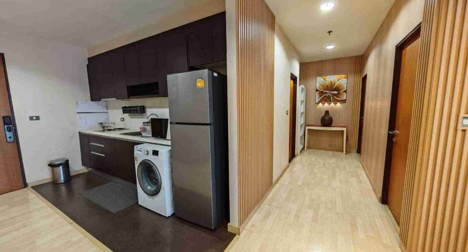 For rent 2 bedrooms condo 