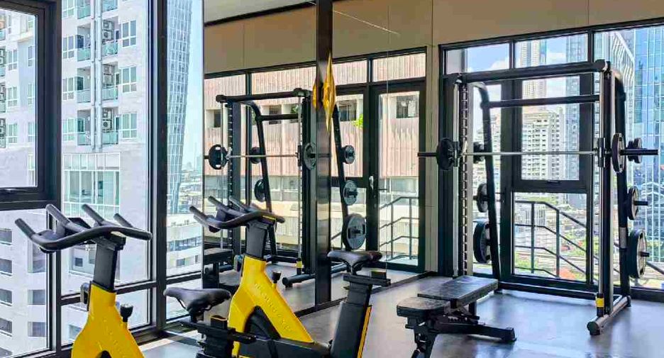 For rent 1 bed condo in Ratchathewi, Bangkok