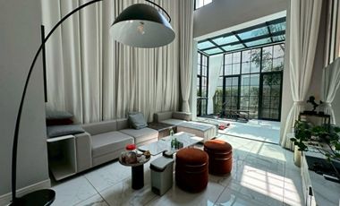 Haus zum Kauf mit 4 Zimmer in Suan Luang, Bangkok