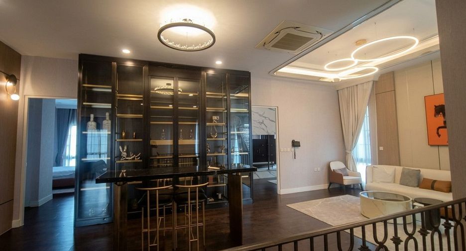 Haus zum Kauf mit 4 Zimmer in Suan Luang, Bangkok