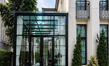 Haus zum Kauf mit 4 Zimmer in Suan Luang, Bangkok