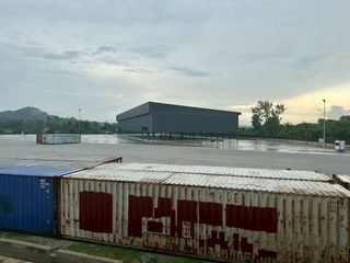Lagerhaus zum Kauf in Si Racha, Chonburi