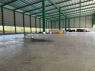 Lagerhaus zum Kauf in Si Racha, Chonburi