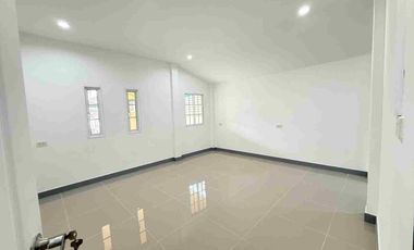For sale 4 bedrooms house in Khlong Sam Wa, Bangkok