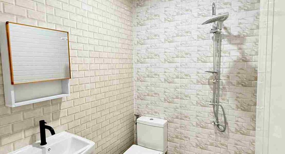 For sale 4 bedrooms house in Khlong Sam Wa, Bangkok