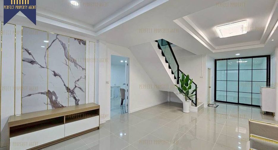 For sale 5 bedrooms townhouse in Bang Yai, Nonthaburi