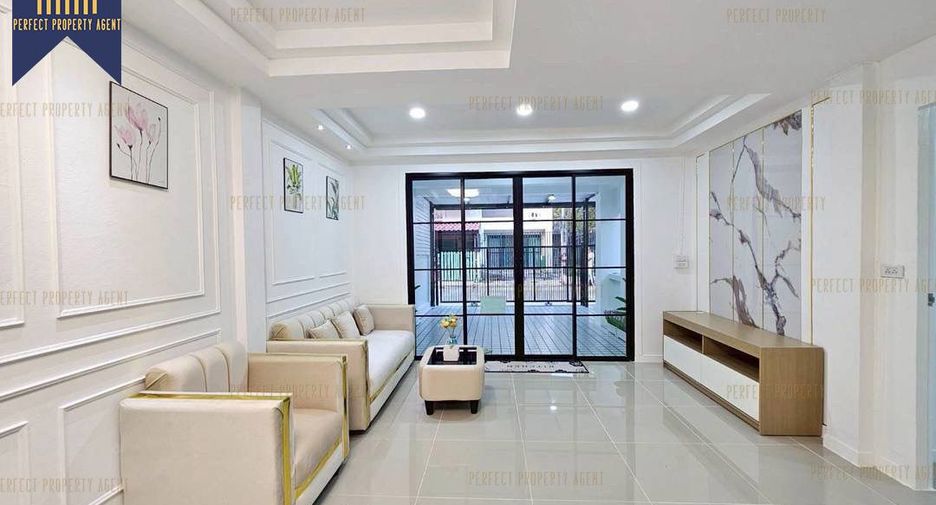 For sale 5 bedrooms townhouse in Bang Yai, Nonthaburi