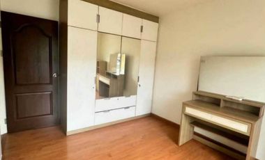 Wohnung zum Kauf mit 2 Zimmer in Din Daeng, Bangkok