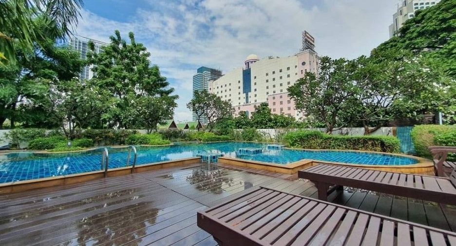 Condo en venta de 2 habitaciones en Din Daeng, Bangkok