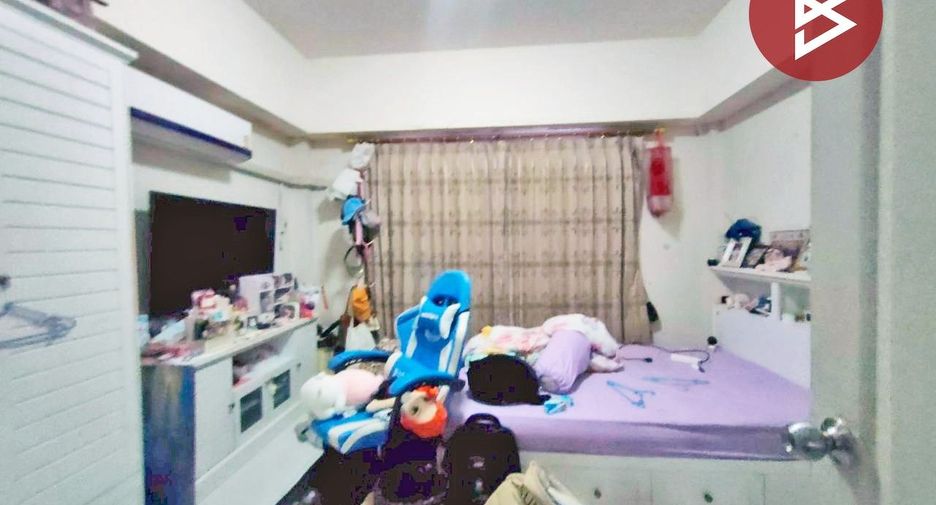 Reihenhaus zum Kauf mit 2 Zimmer in Bang Pakong, Chachoengsao
