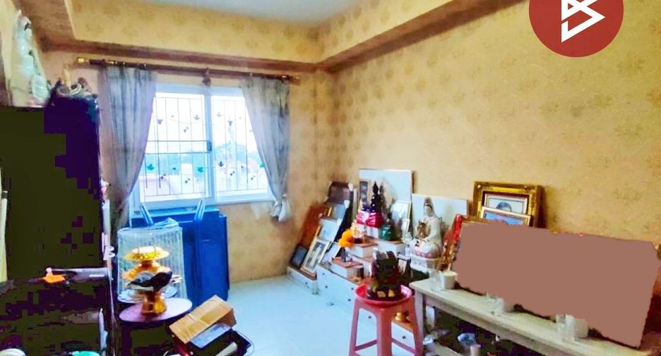 Reihenhaus zum Kauf mit 2 Zimmer in Bang Pakong, Chachoengsao