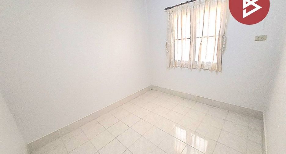 出售 3 卧室 联排别墅 在 Mueang Chon Buri, Chon Buri